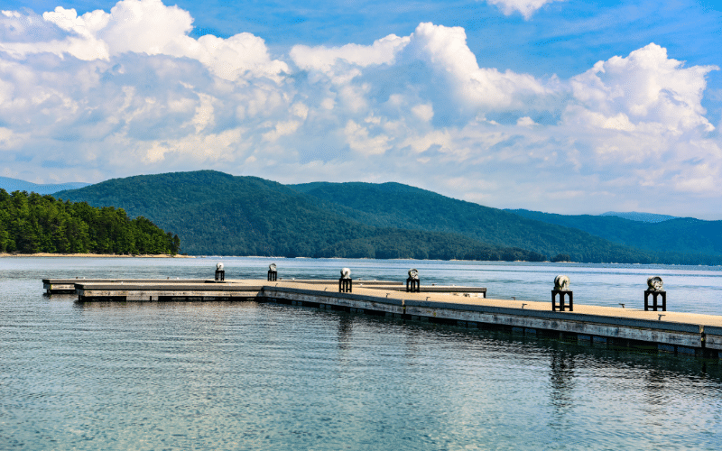 10 Best Places to Paddle Board in South Carolina (SC)