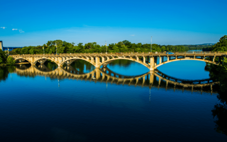 Best Places to Paddle Board in Lady Bird Lake