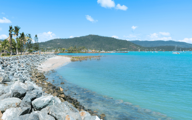 6 Best Places to Paddle Board in Airlie Beach, AUS
