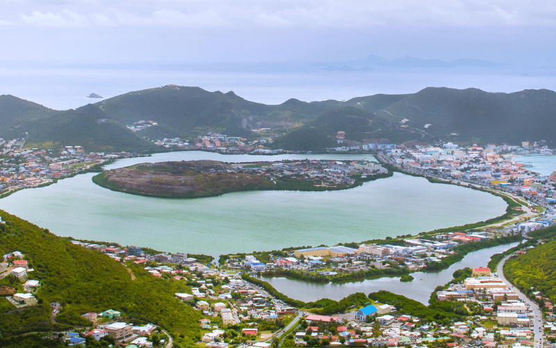 Best Places to Paddle Board in Block Island, RI