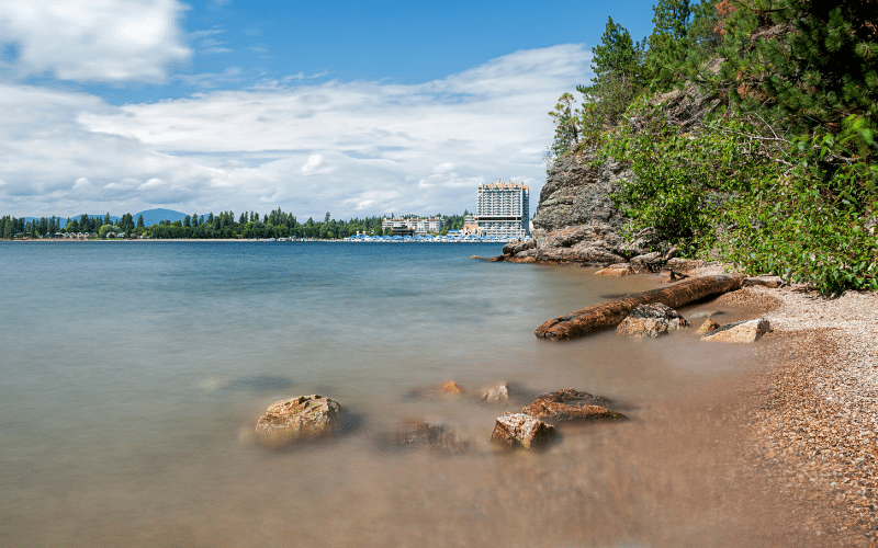 Best Places to Paddle Board in Lake Coeur d’Alene, ID