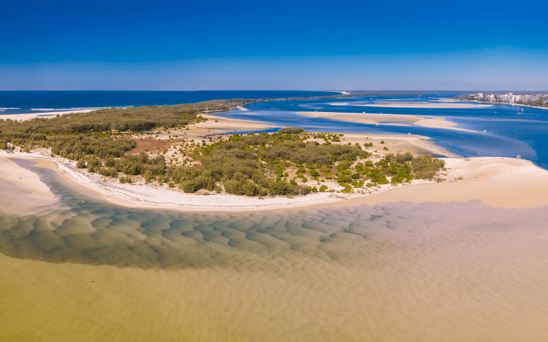 6 Best Places to Paddle Board in Caloundra, AUS