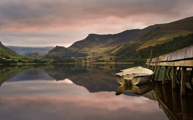 Best Places to Paddle Board in Llyn Tegid, UK