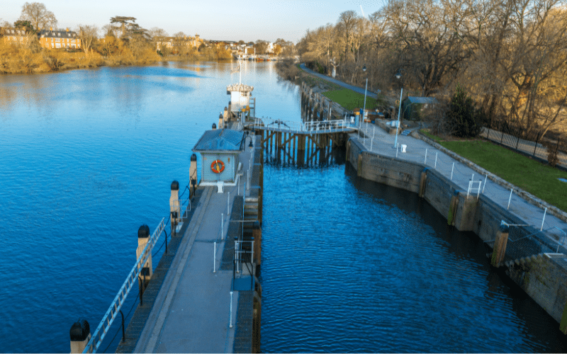 Sunbury Lock Richmond Riverside