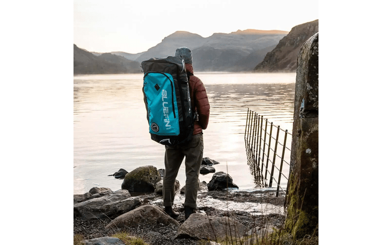 Bluefin Cruise Core Rucksack fuer Board Pumpe und Paddel