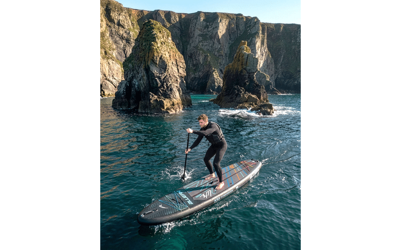 Bluefin Lite Carbon 11'4 aufblasbares Paddleboard in der Farbe Lite Carbon